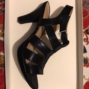 Naturalizer “Dahlia” black sandals.